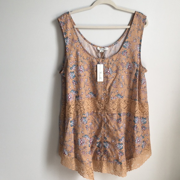 Simply Noelle Tops - Simply Noelle Boho Top